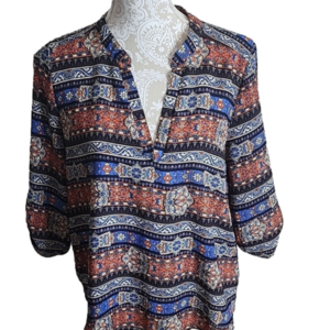 Pink Rose boho high low 3/4 sleeve top with v notched neckline, size M